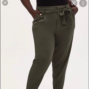 Forest green business casual pant